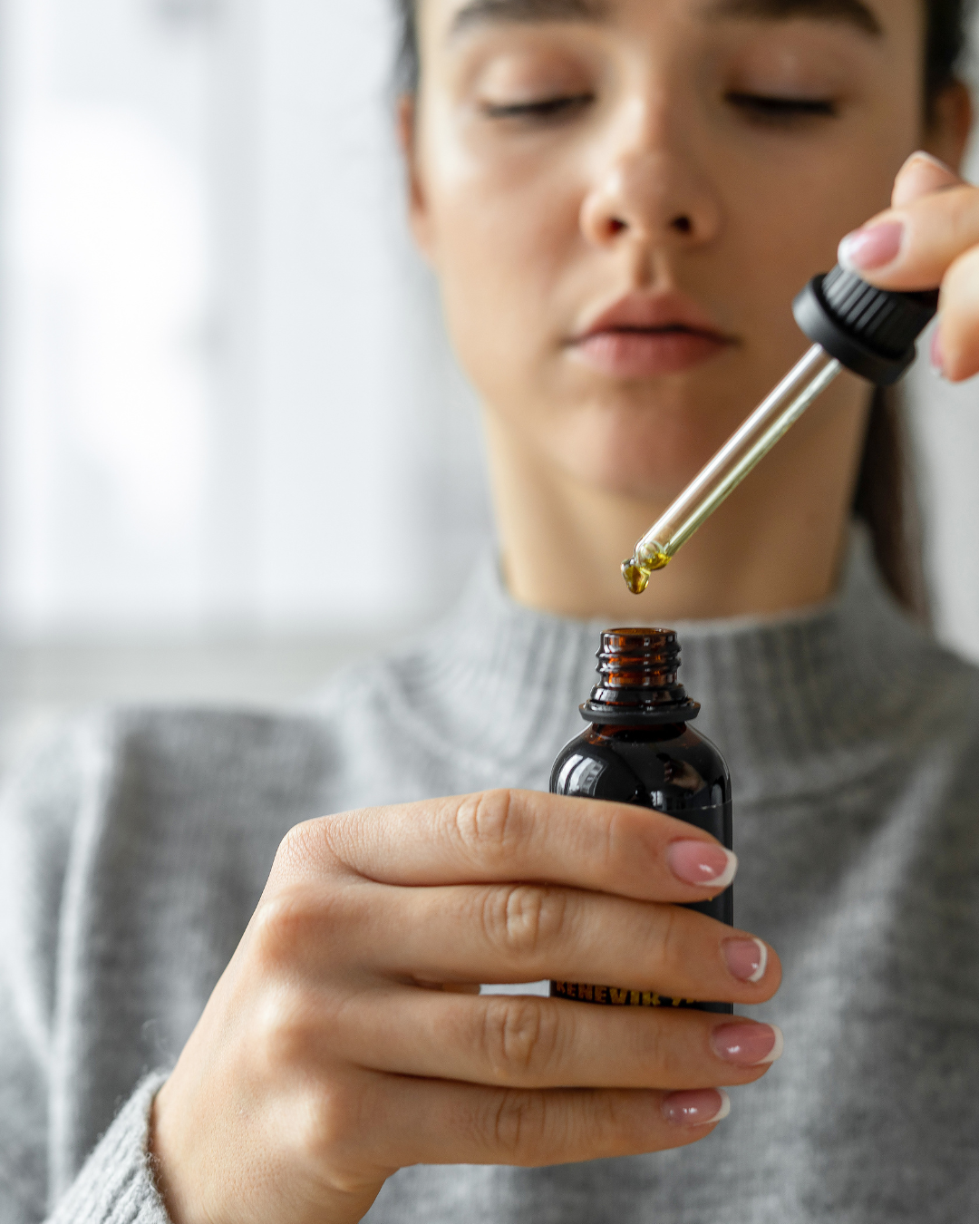 Velvaere CBD Öl für Tiere – Broad Spectrum, THC-frei und auf Basis hochwertiger Inhaltsstoffe hergestellt.